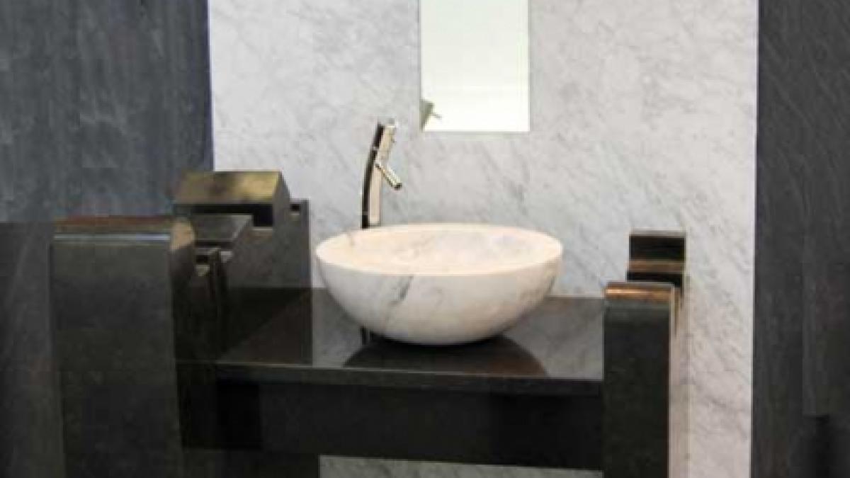 Acoperiri decorative pentru pardoseală şi pereţi lucrate manual