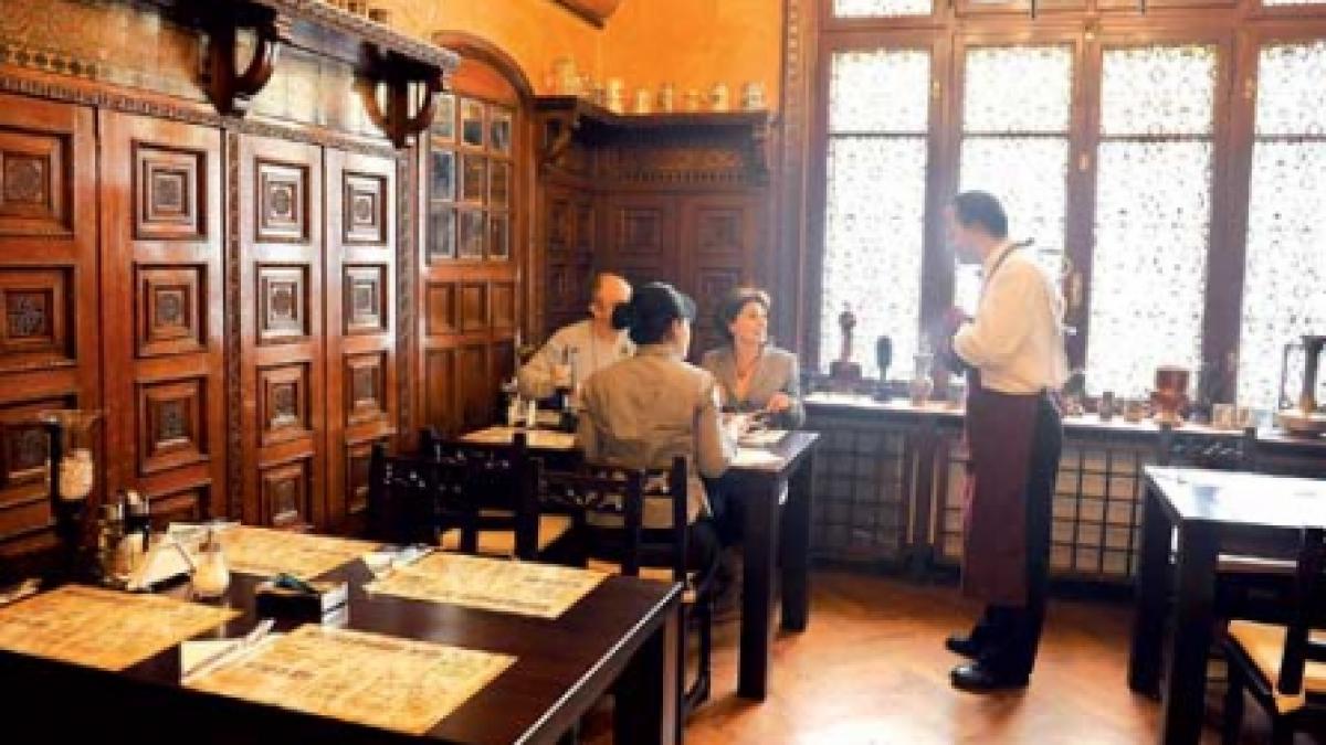 "O nouă treaptă de marmură în suişul spre civilizaţie"