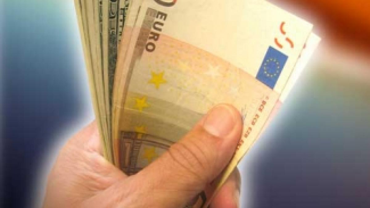"Eu am bani şi am valută, dar am mintea foarte scurtă"