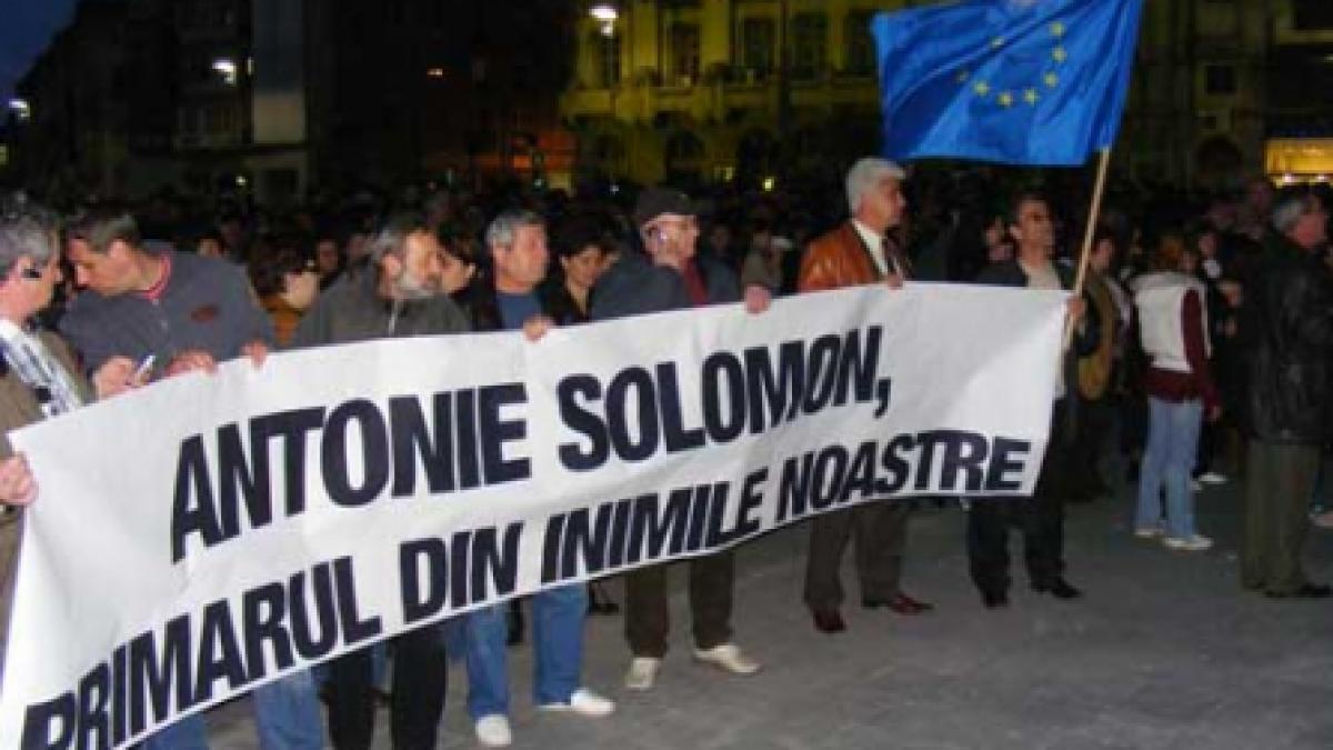 Salvaţi penalii! Protest la Craiova pentru Solomon