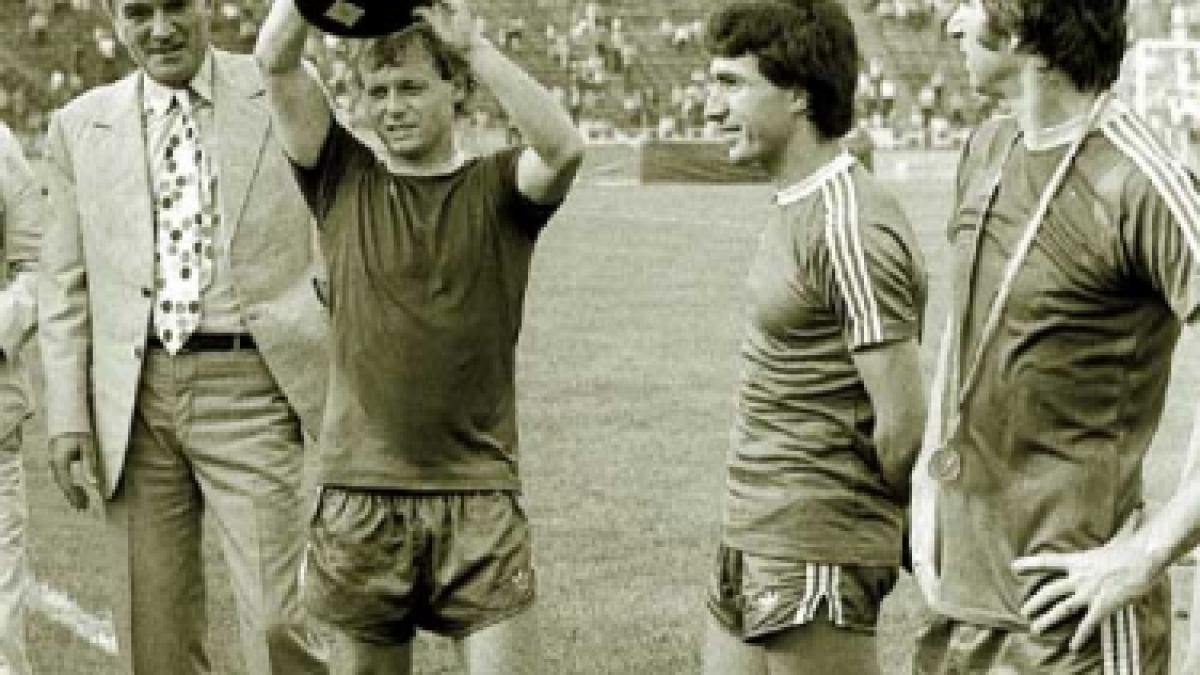 De ce Ilie Balaci?