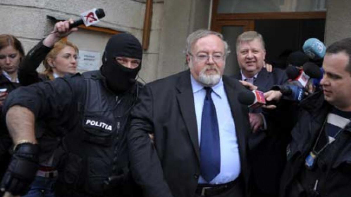 Căşuneanu şi Locic, arestaţi cu judecătorul Costiniu