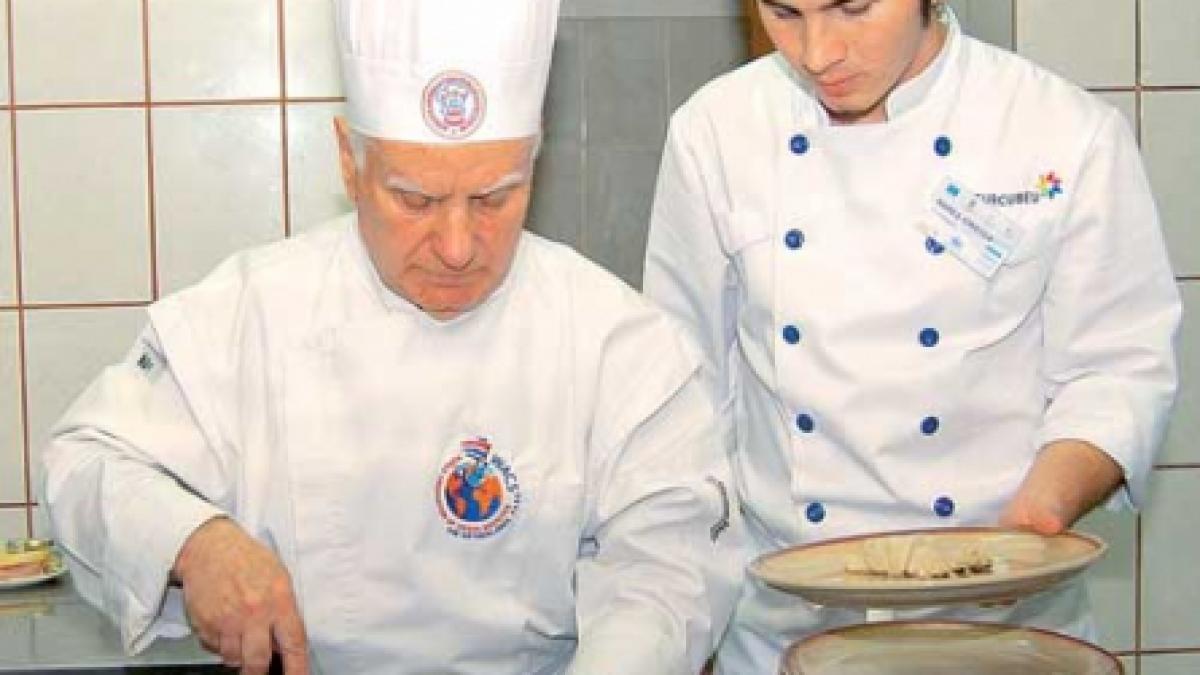 Calităţile lui Ceauşescu: echilibru şi cumpătare