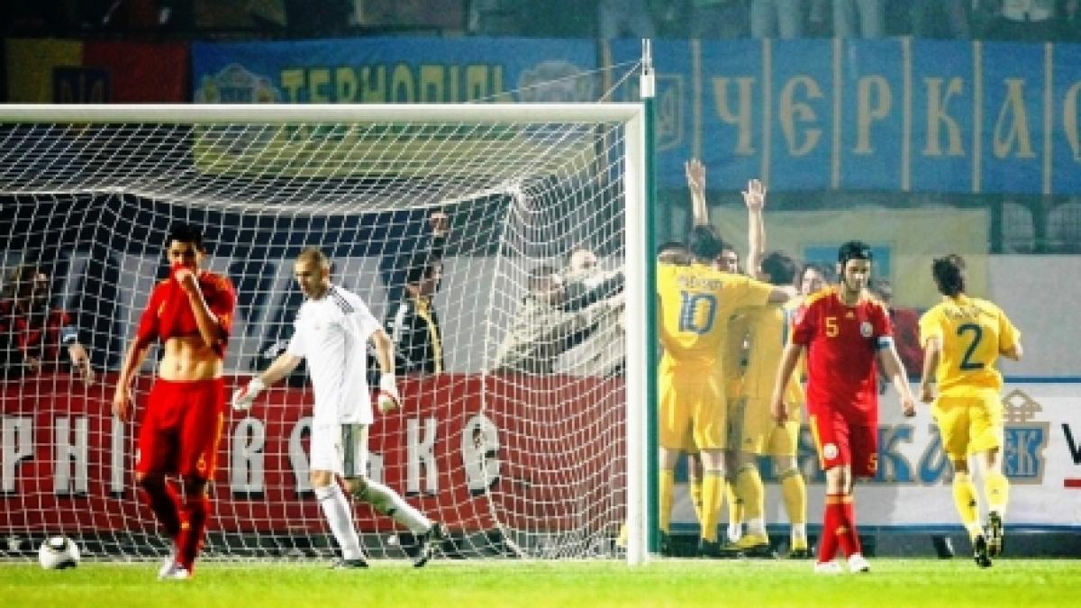 Tricolorii pierd şi al doilea meci de pregătire din 2010
