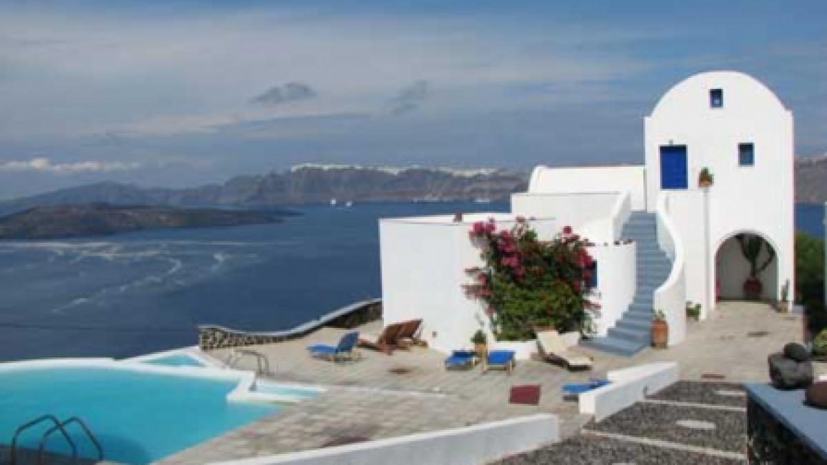 Santorini - vacanţa pe un vulcan