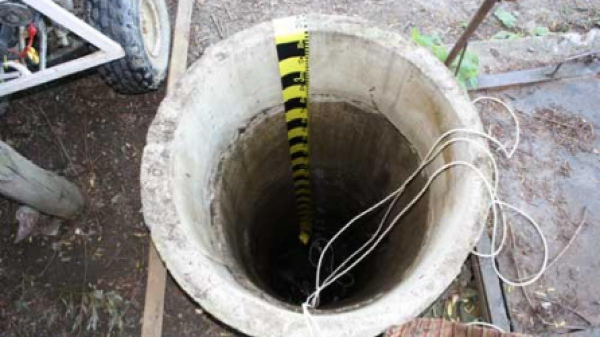 Vâlcea – Jandarm mort în curtea Poliţiei