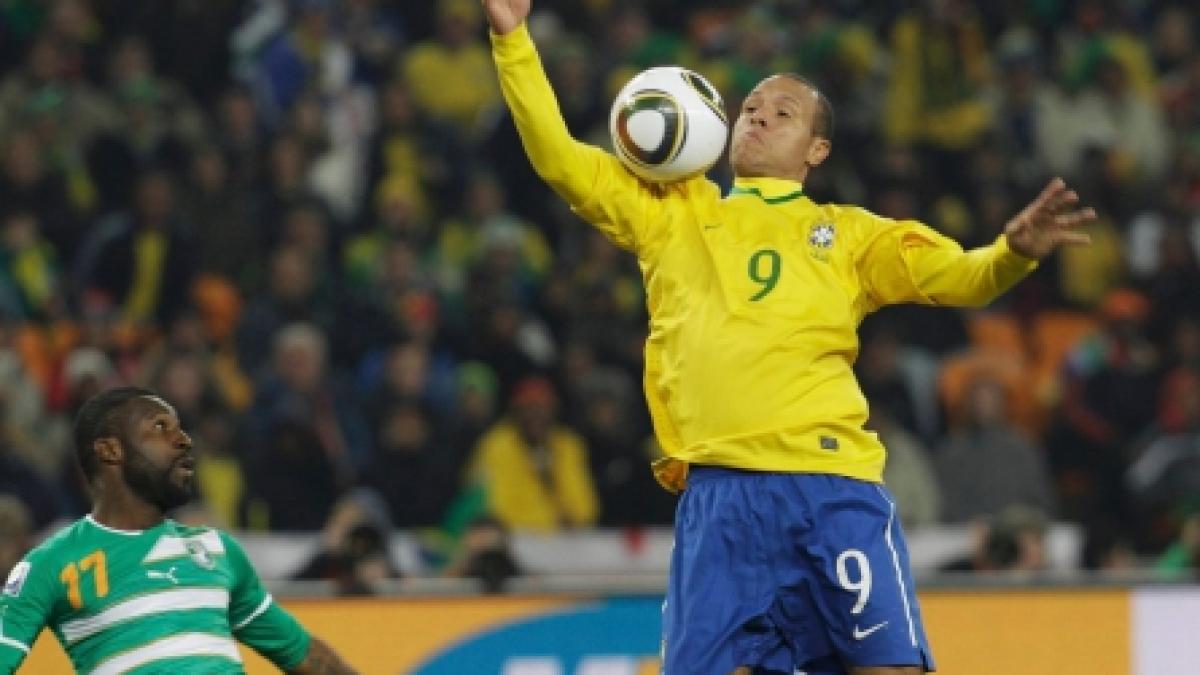 "Mâna lui Dumnezeu" l-a atins şi pe brazilianul Luis Fabiano
