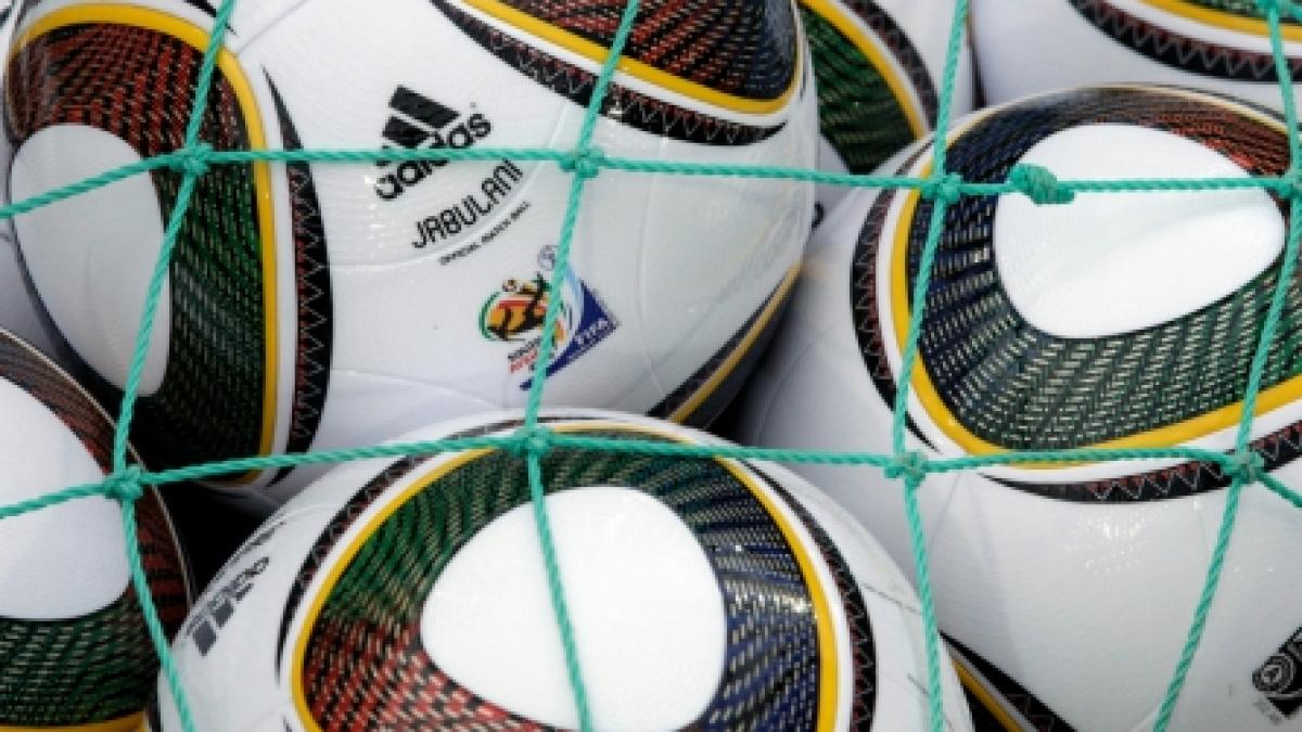adidas: "Jucătorii au avut timp să se acomodeze cu Jabulani"
