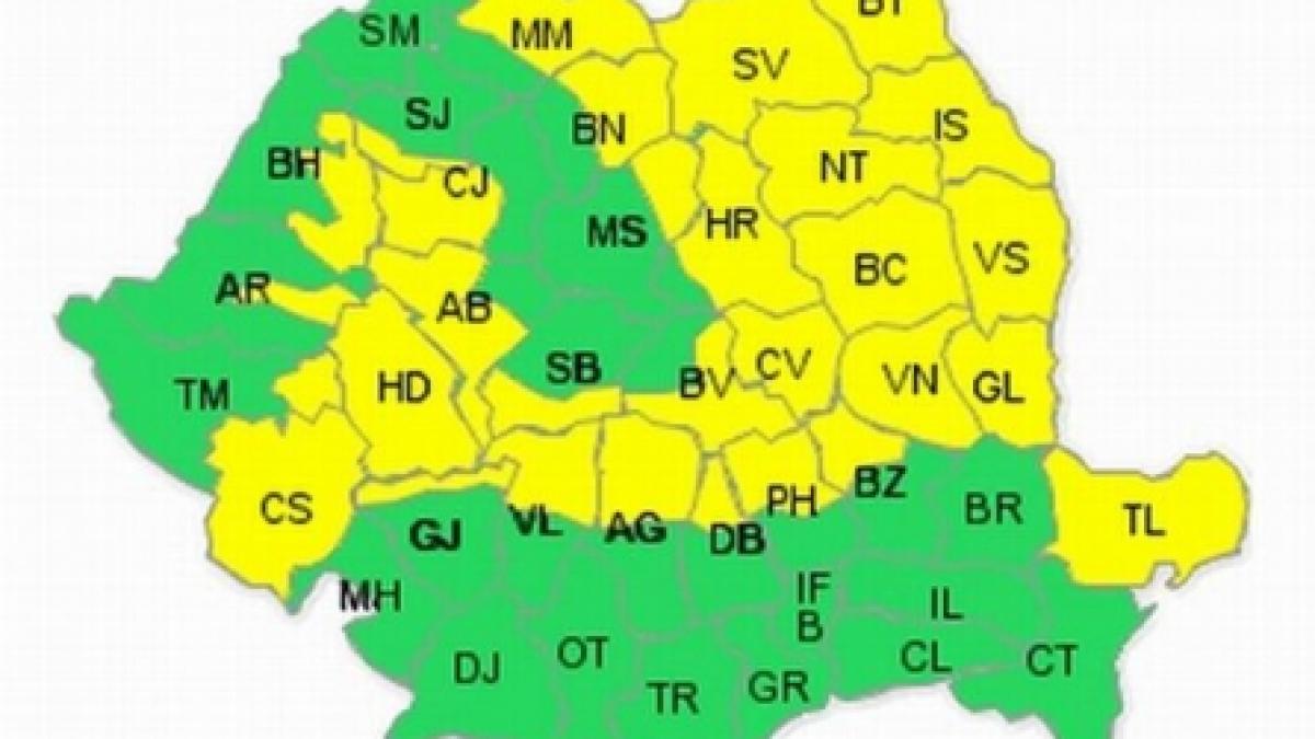 Cod galben de ploi torenţiale în 30 de judeţe