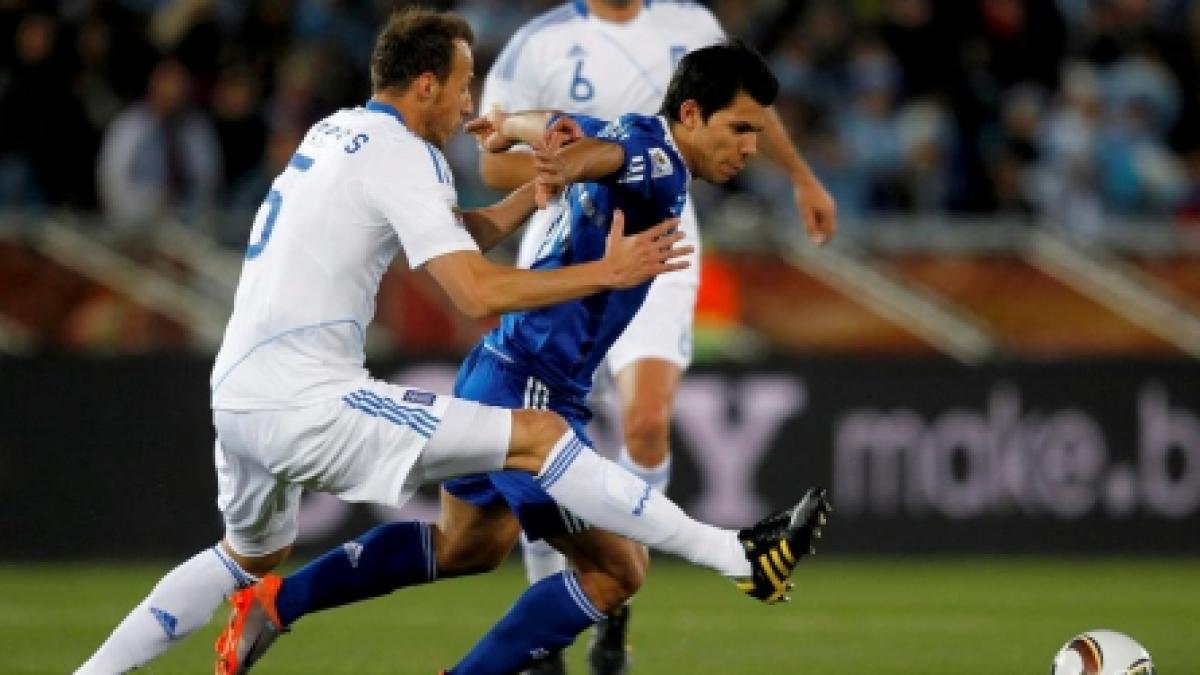 Grecia - Argentina 0-2: Maradona, 9 din 9!