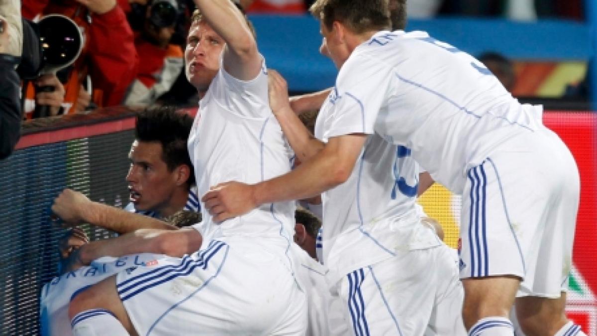 Slovacia - Italia 3-2: Desculţi în iarbă