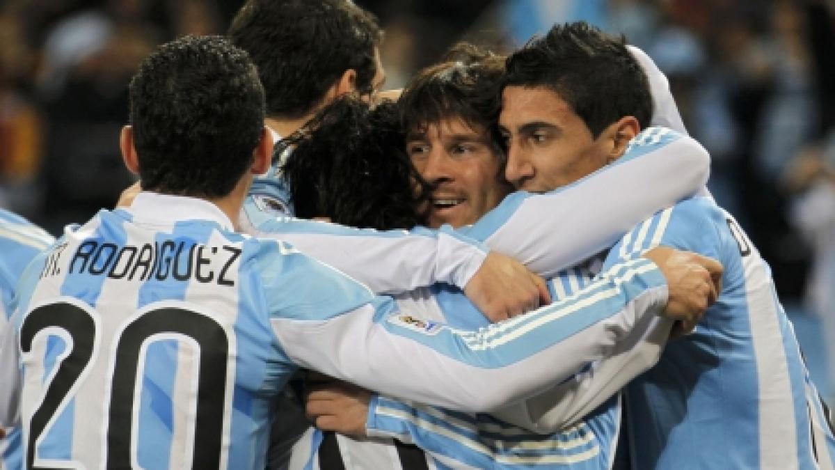 Argentina - Mexic 3-1: Avânt de la tuşă