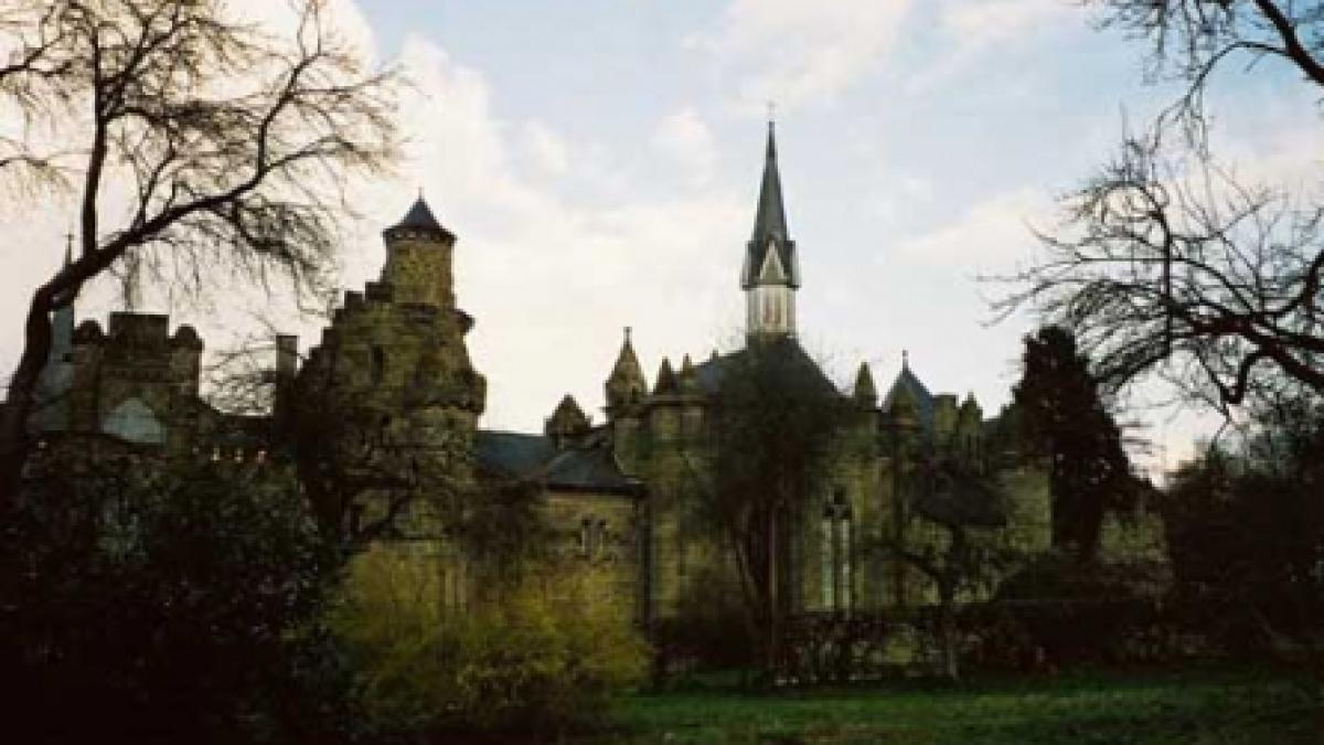 Castelul Lowenburg – o ruină romantică în stilul Disney