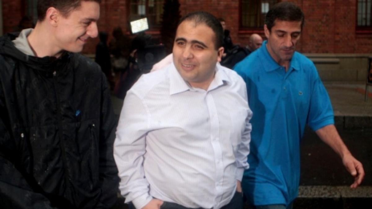 Jurnalist arestat pentru că a ajutat un fan să intre în vestiarul Angliei