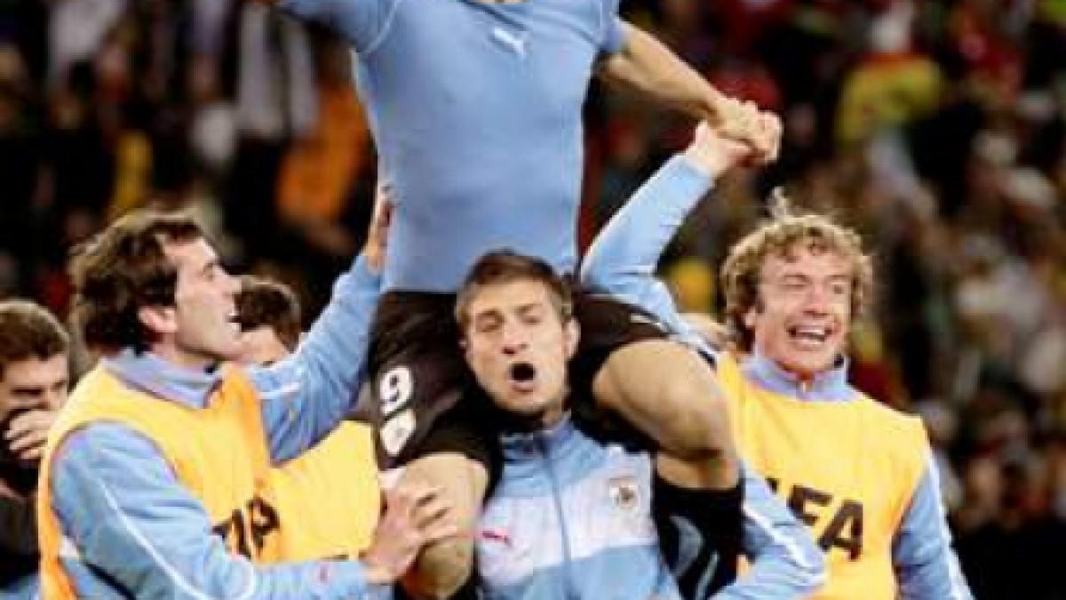 Uruguay - Ghana 5-3 după 11 metri: "Celeştii" merg în semifinale după 40 de ani