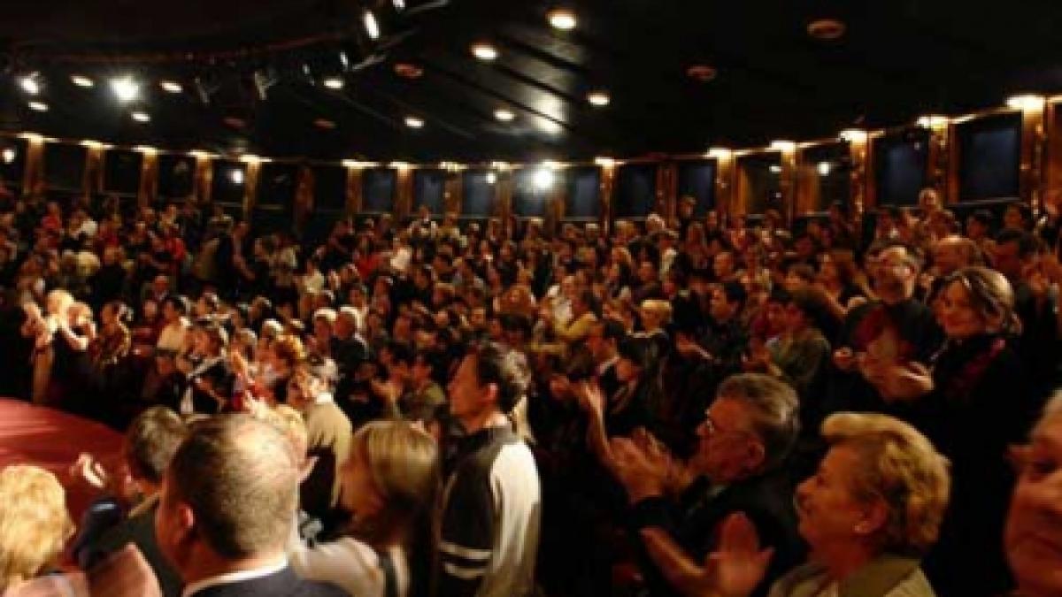 În pragul unei noi stagiuni teatrale