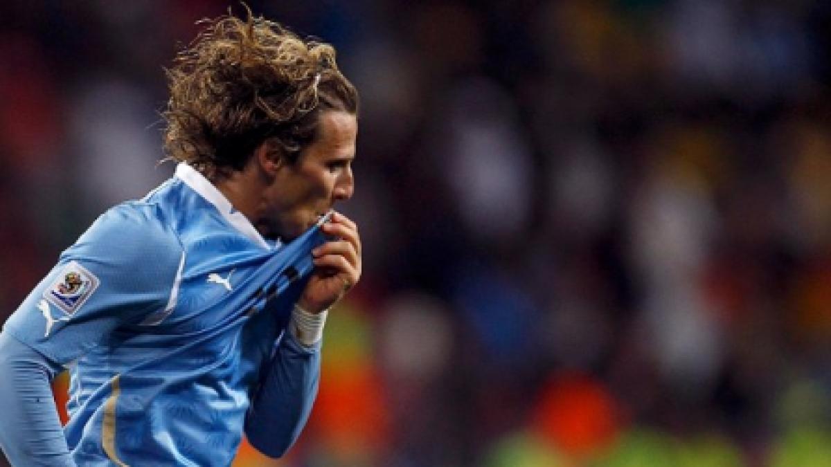 Forlan: "E spectaculos să termini în primele patru"