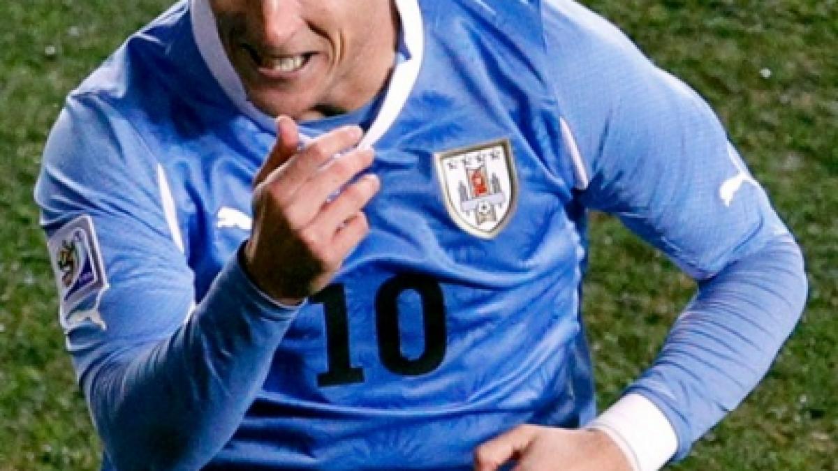 Forlan, cel mai bun jucător al turneului final