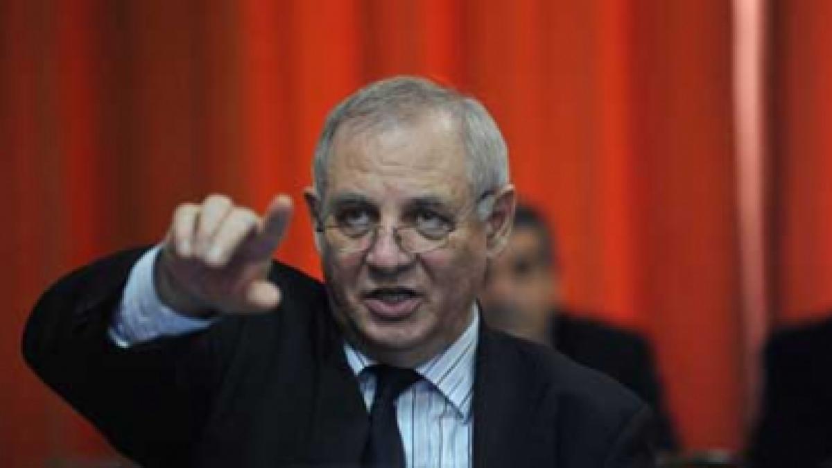 Sfidarea politică şi ţapul ispăşitor
