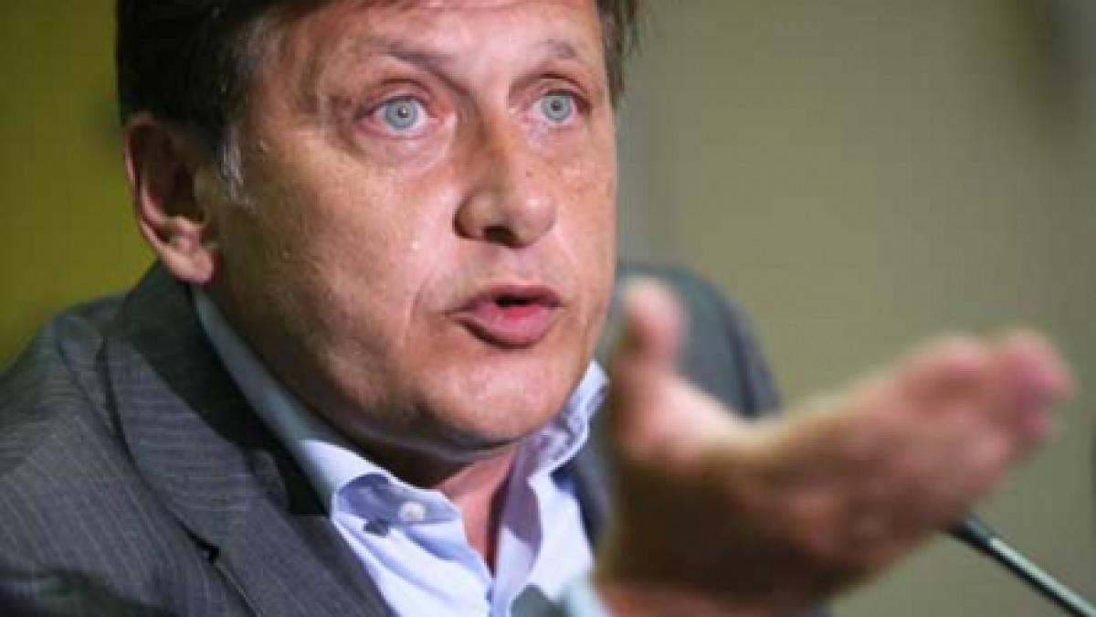 Executiv din umbră şi remaniere guvernamentală