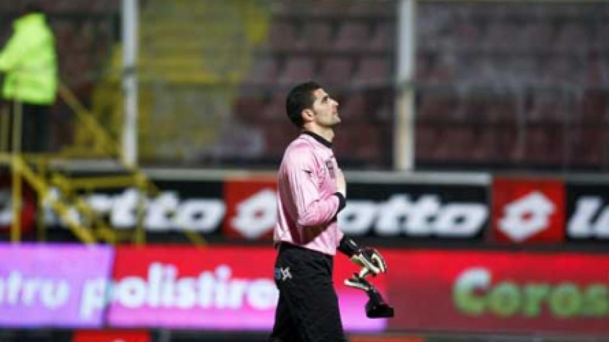 Dani Coman, băgat în şedinţă de fani