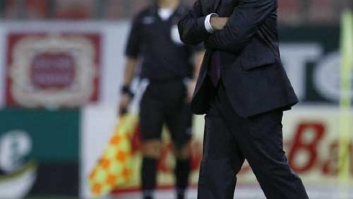 Ilie Dumitrescu şi-a dat demisia, Edi Iordănescu este antrenor interimar în Ghencea