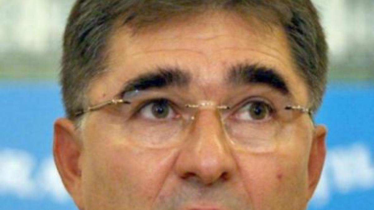 Ghişe a iniţiat "Legea jurnalistului": Ziariştii trebuie testaţi psihologic în fiecare an