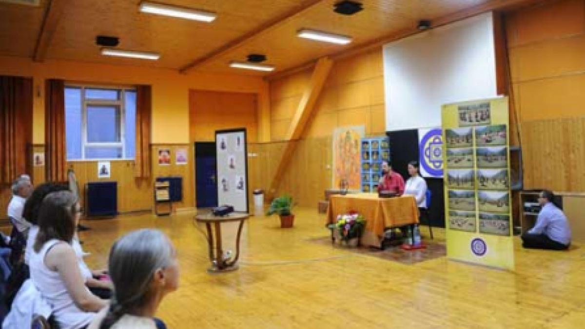 MISA mai mişcă
