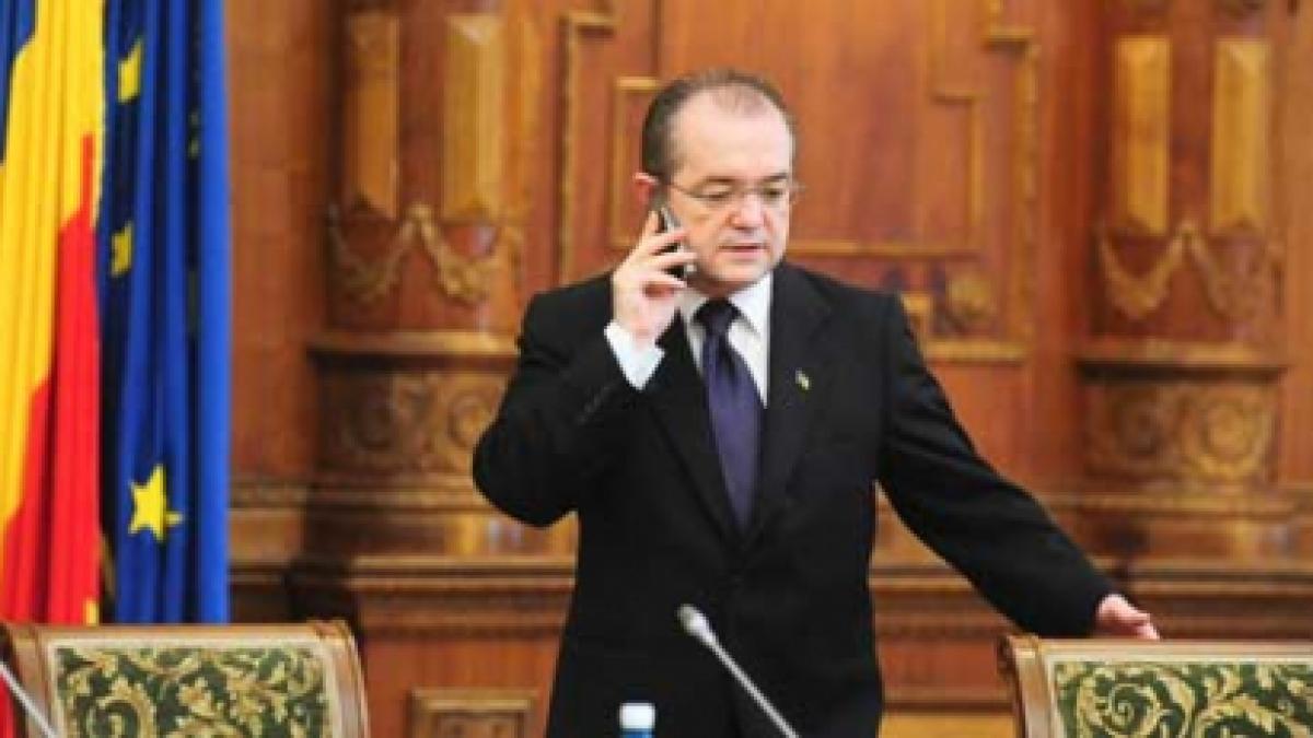 Doar 4% dintre români cred că Guvernul Boc ar trebui să mai conducă ţara