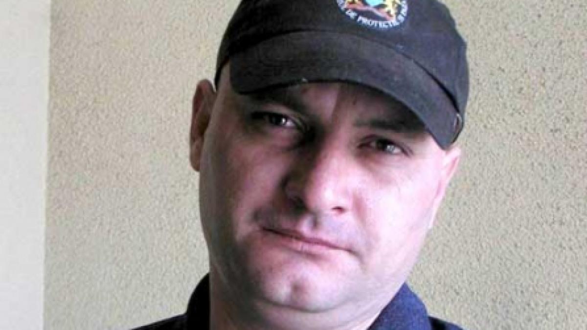 Sunt prins ca o muscă în mierea limbii române