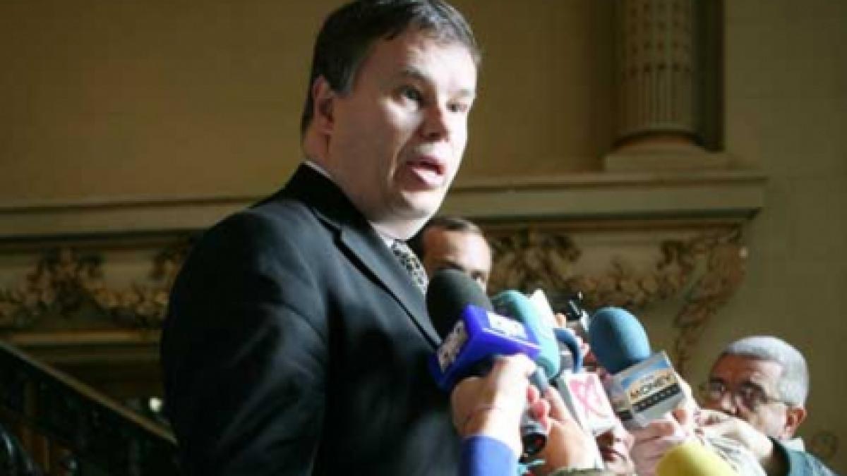 FMI:Cinci ani şi trecem criza