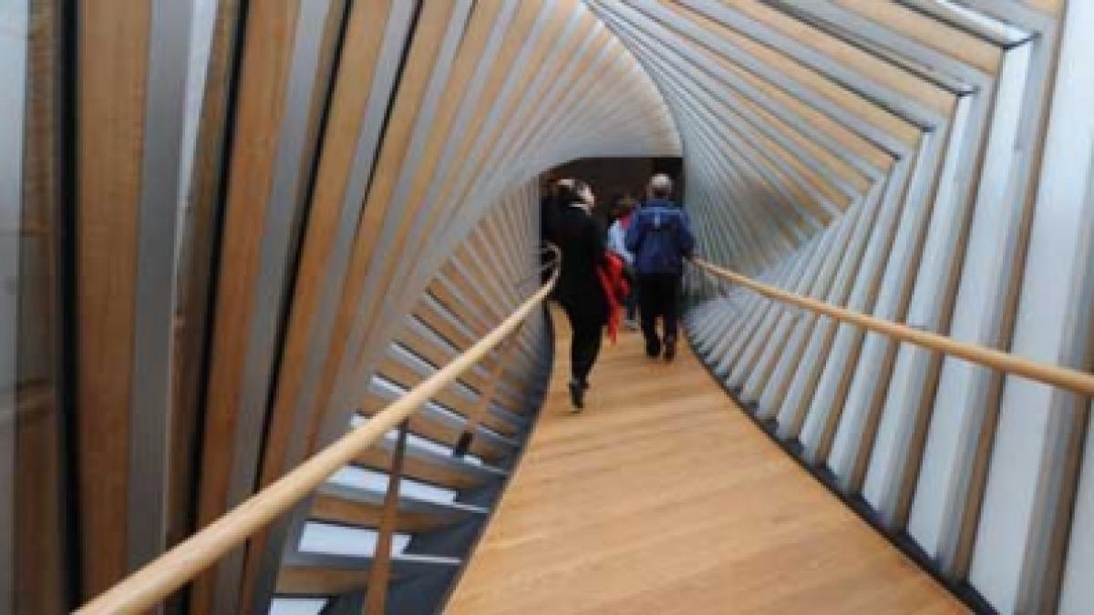 În vizită la Şcoala Regală de Balet din Londra