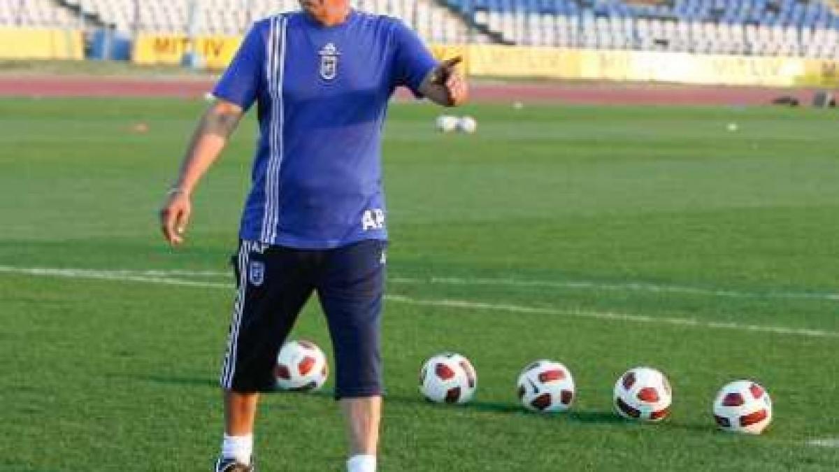 Meci de old-boys înainte de Dinamo - Craiova. Vezi loturile celor două echipe!