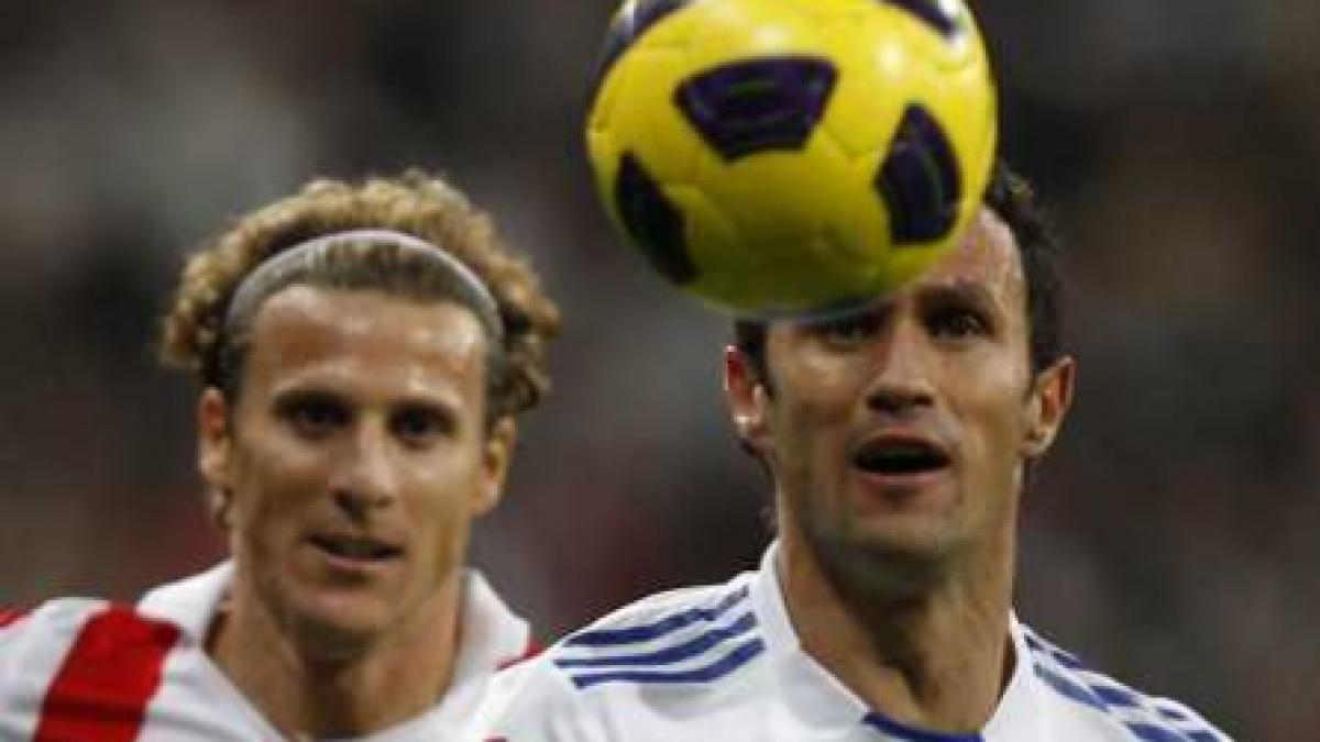 Marca: Forlan a fost "oferit" clubului Real Madrid