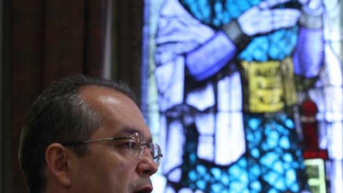 Emil Boc, conferenţiar doctor în gafe constituţionale
