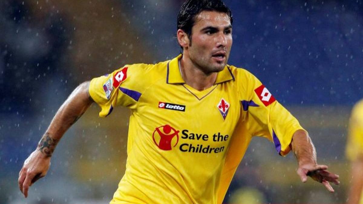 Mutu s-a accidentat în meciul cu Cesena şi ar putea lipsi o lună
