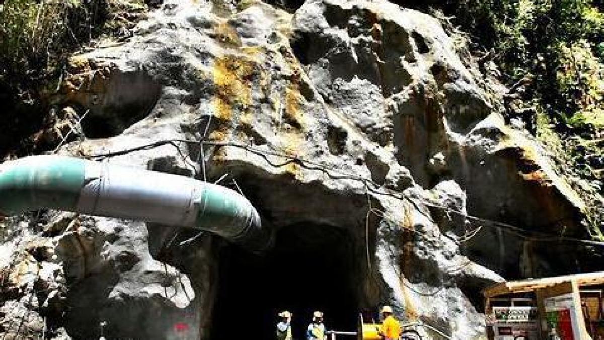 Explozie într-o mină din Noua Zeelandă: 36 de oameni, dispăruţi
