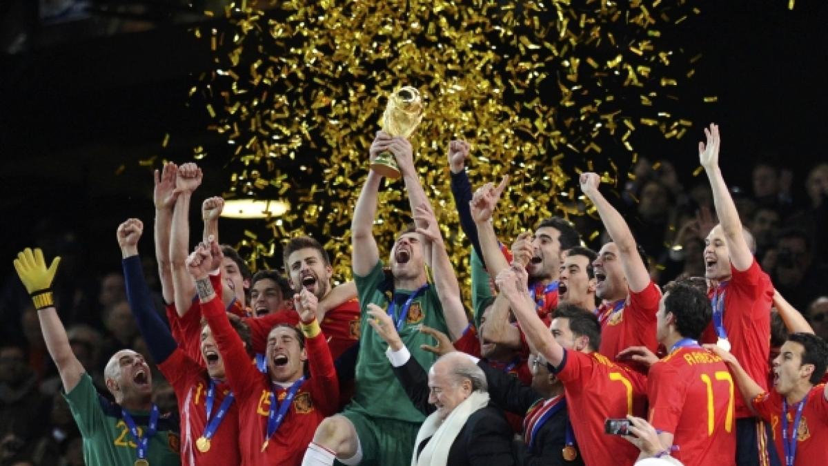 Spania are 10 nominalizaţi pentru "11"-le ideal în 2010