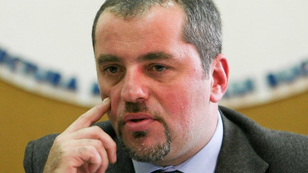 Prefectul Capitalei, acuzat că este de partea traficanţilor de droguri uşoare