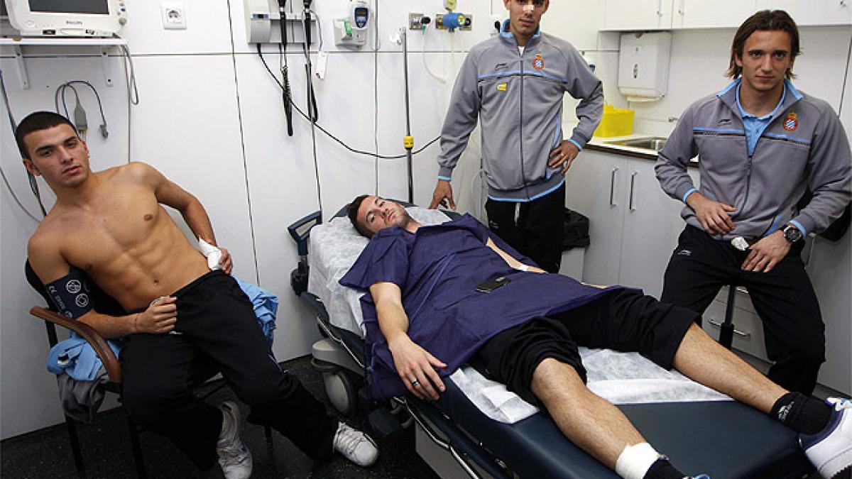 Portarul lui Espanyol B, Bogdan Dinu Moldovan, şi-a rupt prepuţul!