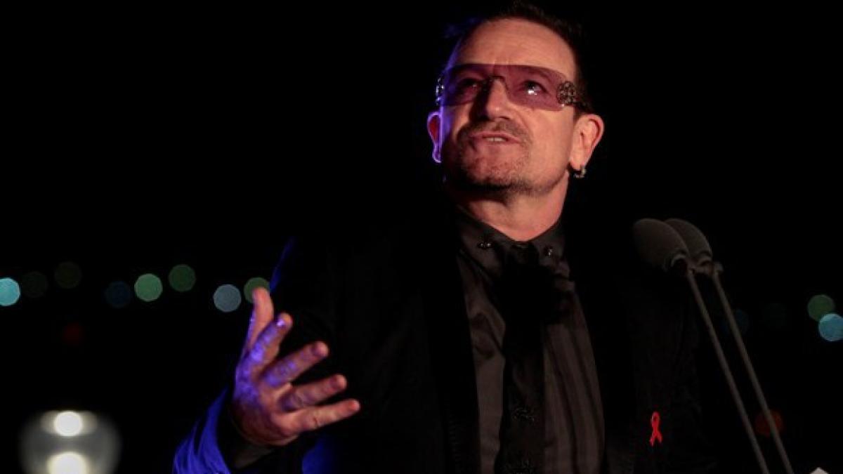 Bono, invitat să fie gazda unei emisiuni la noul post TV al lui Oprah Winfrey