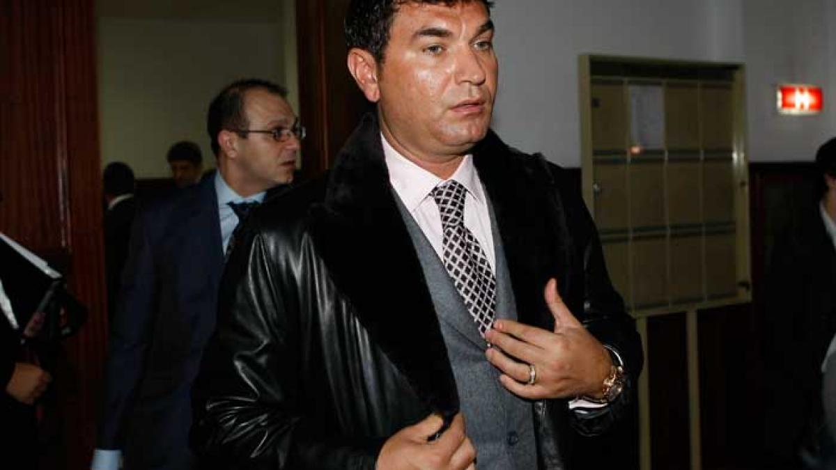 Se mai întoarce Borcea în ţară?