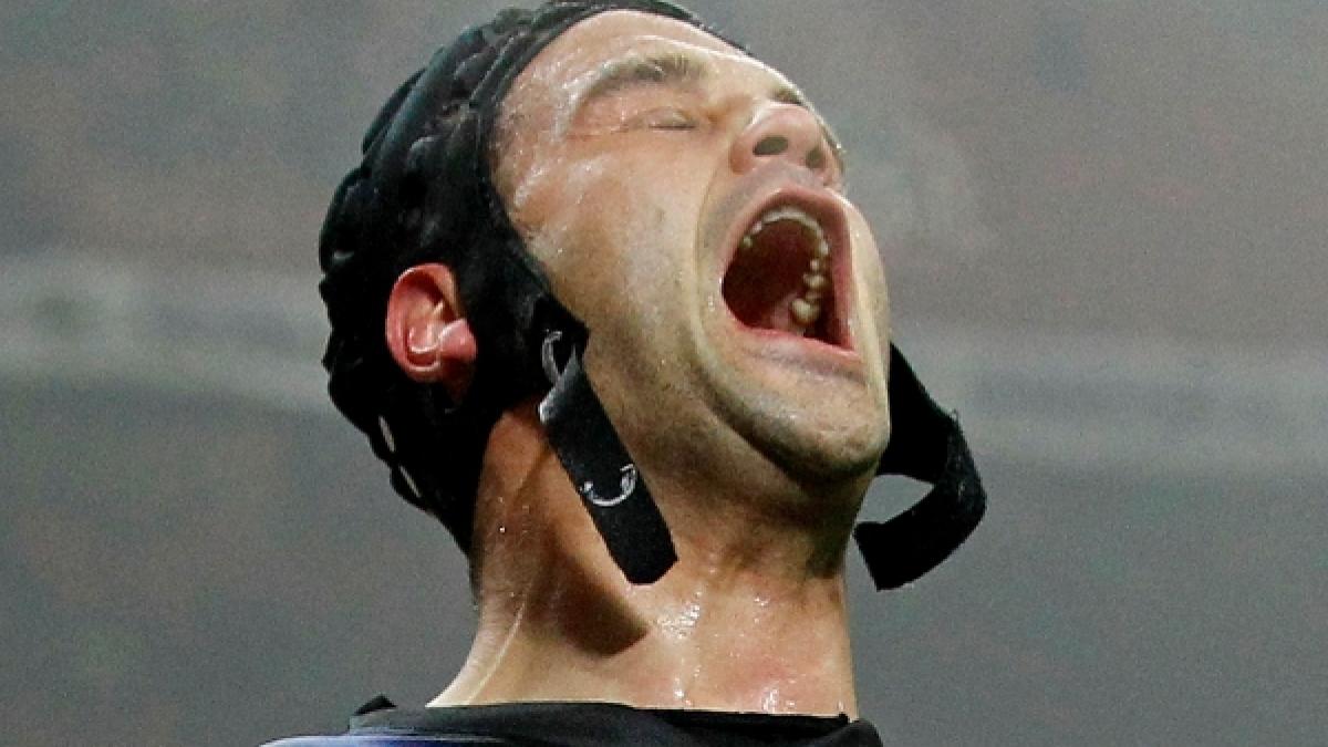 Calciomercato: "De ce Chivu, şi nu Santon?"