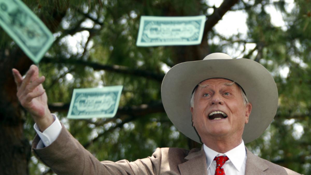 J.R Ewing revine într-o nouă serie “Dallas”