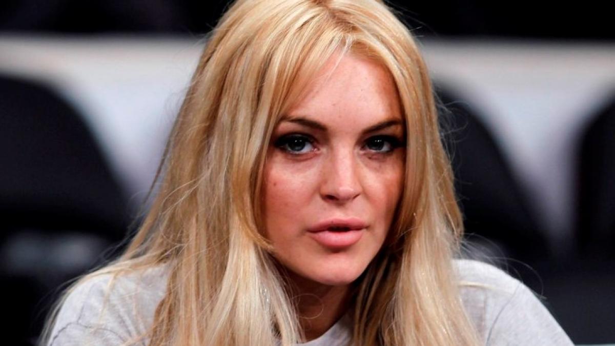 Lindsay Lohan, anchetată pentru furt dintr-un magazin de bijuterii