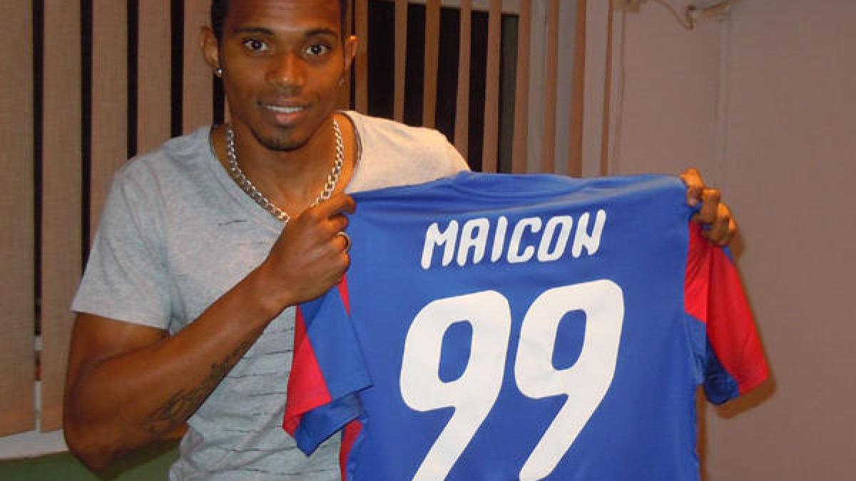 Maicon va juca la Steaua cu numărul 99