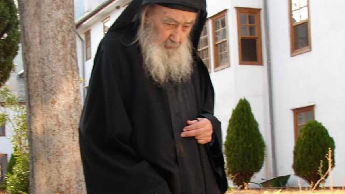 Avva Petroniu a plecat de la Athos către Rai