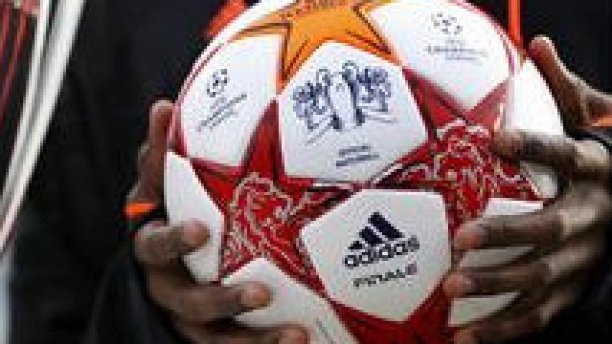 UEFA a prezentat balonul finalei Ligii Campionilor