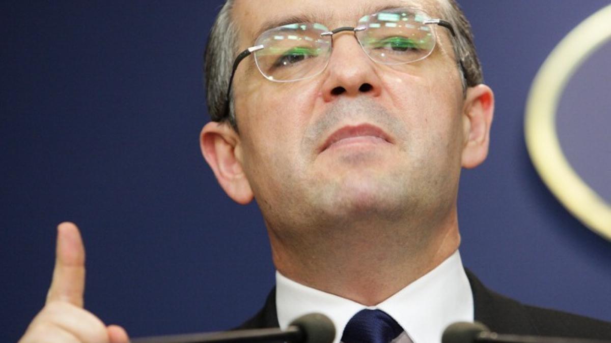 Boc promite creştere economică. Noul statul al PD-L a fost adoptat