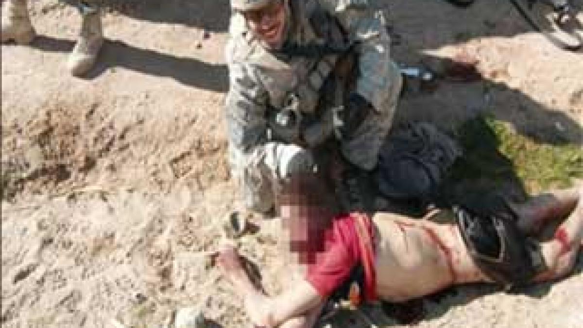Noi imagini ale atrocităţilor soldaţilor americani în Afghanistan